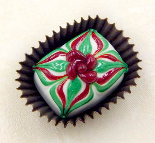 Click to view detail for HG-086 Christmas Choco47late White with Red/Grn $47